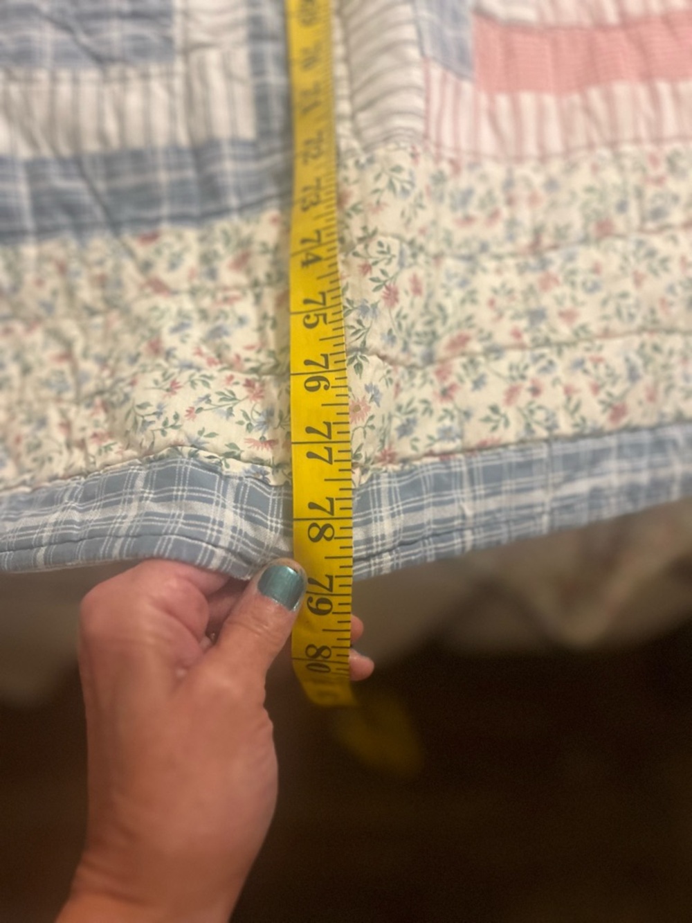 Vintage Floral Log Cabin Quilt - Blue & Pink - Picture 10 of 12